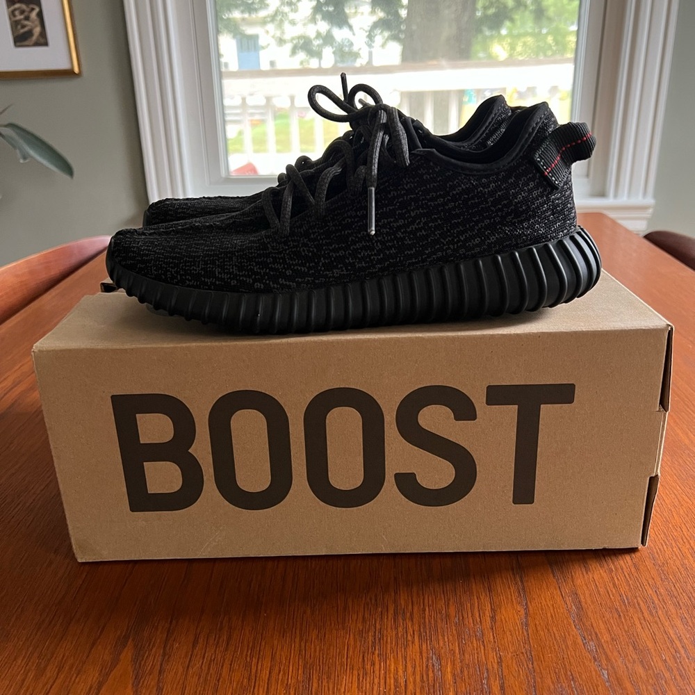 Adidas Yeezy Boost 350 V2 Pirate Black